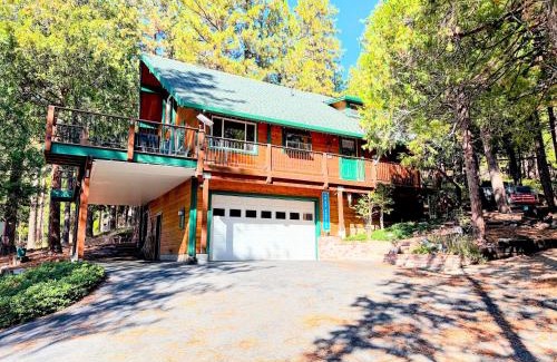 Cold Springs House | Rustic and Scenic
