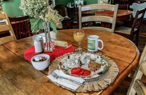 Glasgow Hotel | Rustic Attic Room at Main Street Bed & Breakfast