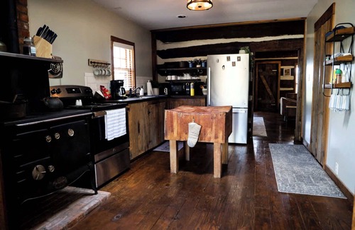 Rising Sun Cabin | Rustic Cabin at Grace Woods