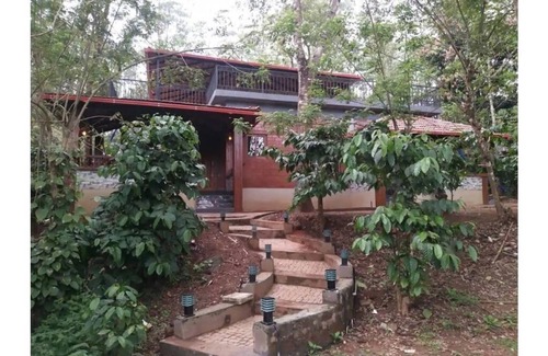 Kaimane House | Rustic Charm Wayanad - Serenity (Entire Studio)