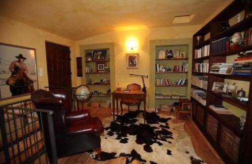 Civitanova Marche Villa | Rustic Country house
