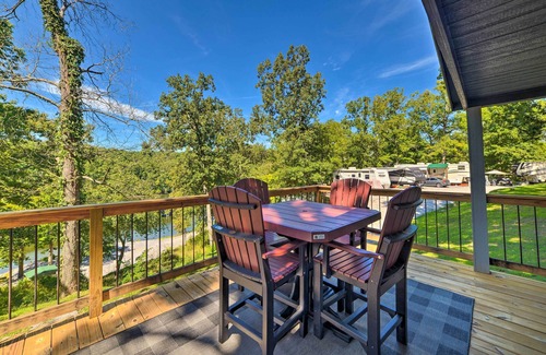 Almo Cabin | Rustic Dog-Friendly Cabin w/Deck & Fire Pit!