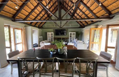 uMngeni House | Rustic Farmhouse, Curry's Post - SOLAR POWERED