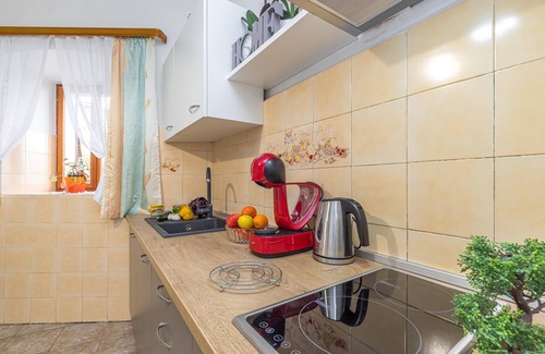 Crni Kal House | Rustic Hideaway Črni Kal