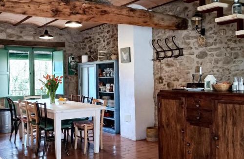 Mieras House | Rustic Home in Mieres near Banyoles Lake
