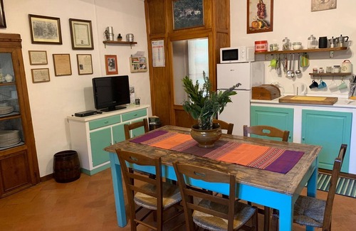 Bivio Pozzo House | Rustic House in Reggello with Garden and Patio