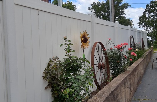 Osage Beach House | Rustic Log Cabin