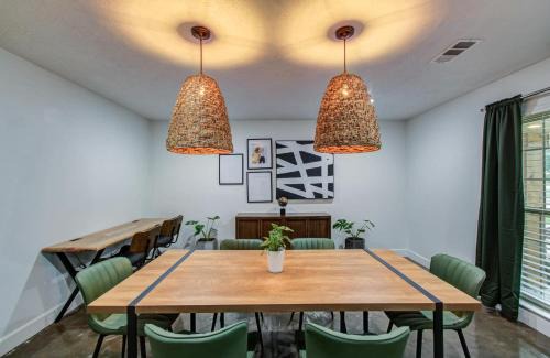 Westbury House | Rustic Modern Escape - 4BD-2BA with Pool & Patio