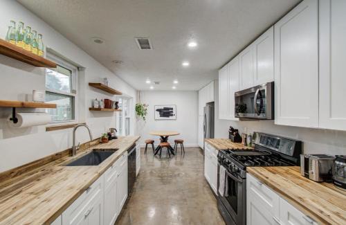 Westbury House | Rustic Modern Escape - 4BD-2BA with Pool & Patio