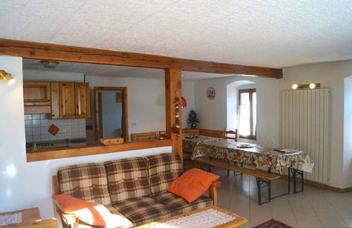 Fiou House | Rustic mountain house + dehors