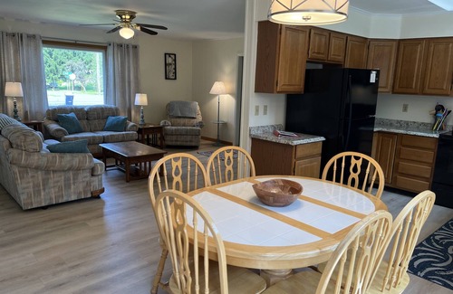 Wells Bridge House | Ruth's Creekside - Recent renovation, 3bdrm, large lawn