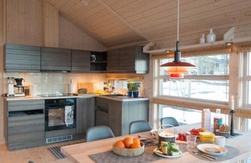 Flaa House | Sørbølhytta by Norgesbooking - cabin in Flå, close to Bjørneparken