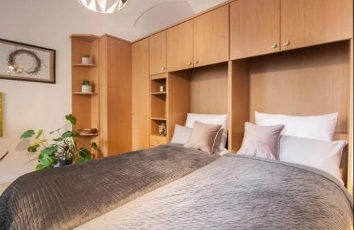 Sankt Ulrich Apartment | Süßes Apartment nähe Volkstheater