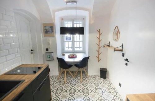 Sankt Ulrich Apartment | Süßes Apartment nähe Volkstheater