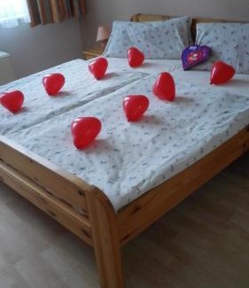 Arnstadt Apartment | Südtiroler Stubn Café und Restaurant