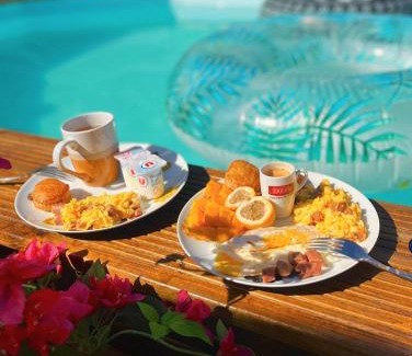 Les Mangles House | S'cale TropiKal - Gite cosy avec piscine privée