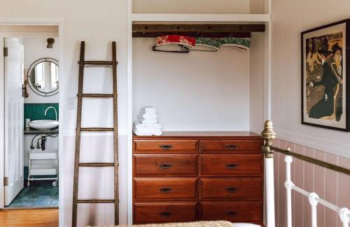 Binalong Bay House | s u n s e t s h a c k Binalong