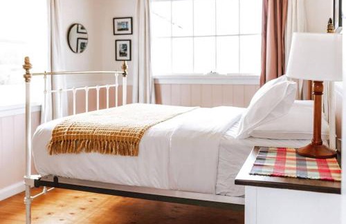 Binalong Bay House | s u n s e t s h a c k Binalong