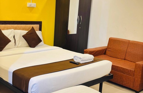 JP Nagar Hotel | S V COMFORTS