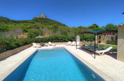 Felanitx Villa | Sa Sinia - Family rural house with pool and mountain views