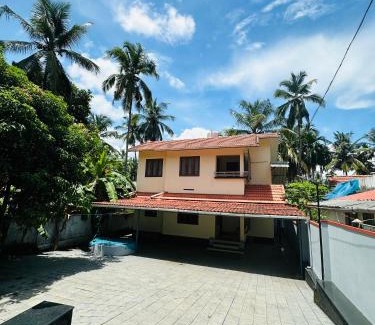 Kozhikode House | Saaketh Holiday Home