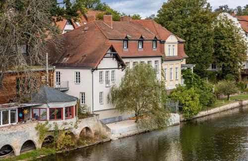 Stadtbezirk Nord Apartment | Saale Fewo mit Burgblick