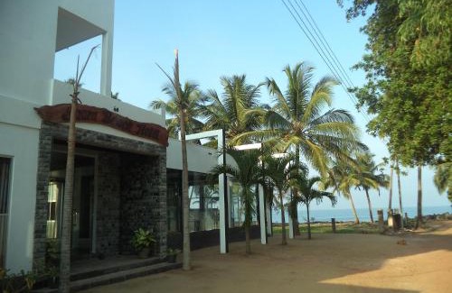 Marawila Hotel | Saara Beach Hotel Only One Night Stay