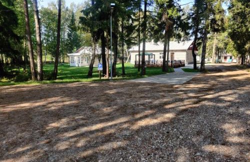 Leisi House | Saare Park Guesthouse