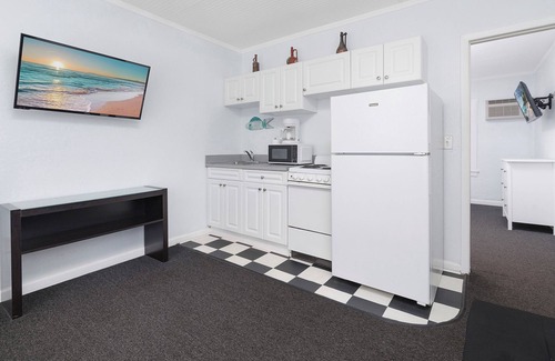 Pass-a-Grille Hotel | Sabal Palms Inn