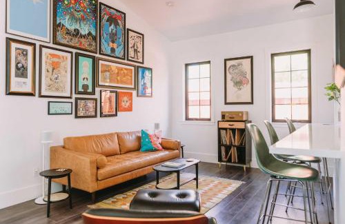 East Sacramento House | Sacramento Guest House with Patio about 5 Mi to Downtown