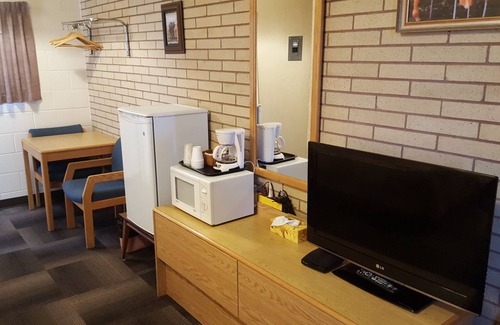Swift Current Hotel | Safari Inn Motel