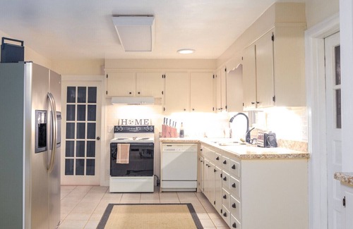 Goodlettsville House | Safe, Clean and Beautiful✨Close To All Of Nashville's Famous Spots!