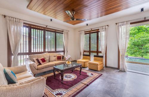 Sinnar Villa | SaffronStays Amrapali - 5BD Farmstay with private pool in Nashik