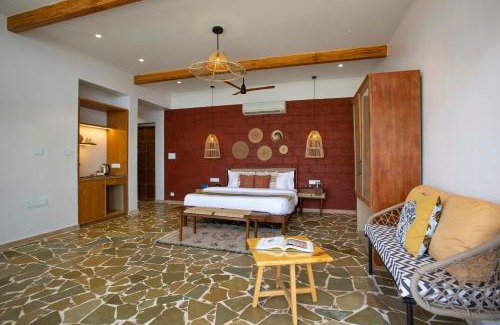 Harnai House | SaffronStays Athaang, Dapoli
