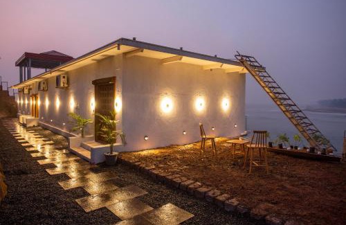 Harnai House | SaffronStays Athaang, Dapoli