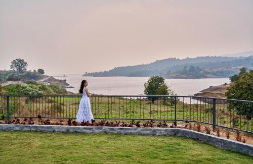 Khalapur Villa | SaffronStays Eldora by the Lake