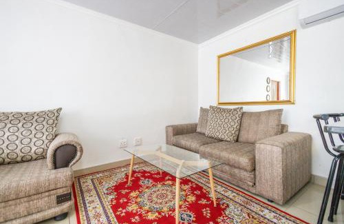 Berea Apartment | Safi 1 bedroom Suite 9