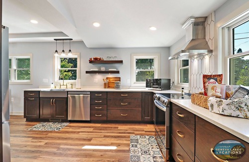 Lake Geneva House | Sage Street Bungalow- Beautifully renovated, historical home walking distance to downtown