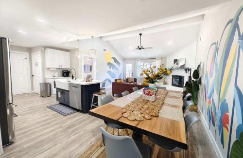 Southbelt/Ellington House | Sageview Cottage - 4 BDR with Pool Pet Friendly