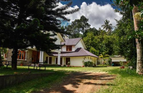 Adimaly Resort | Sahachara Ayurveda Yoga Ecoliving