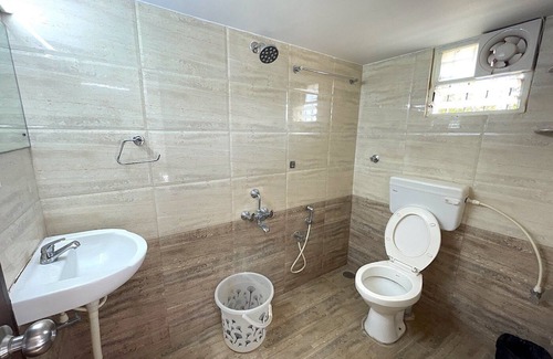 Chikkajala Hotel | Sai Shreyas Residency