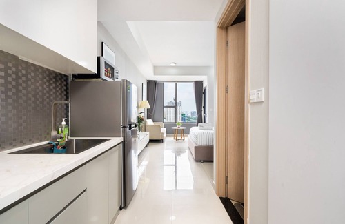 Bach Dang Riverside Apartment | SAIGON 9 - Rivergate Residence Infinity Pool