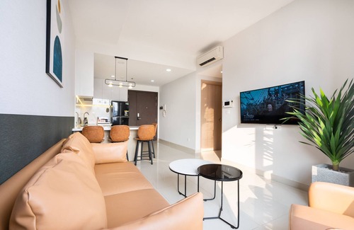 Bach Dang Riverside Apartment | SAIGON 9 - Rivergate Residence Infinity Pool