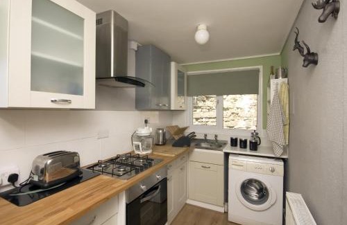 Ventnor Ski Chalet | Sail Away Holiday Villa