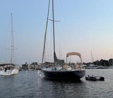 Naval Academy Boat Rental | Sailboat Experience in Annapolis