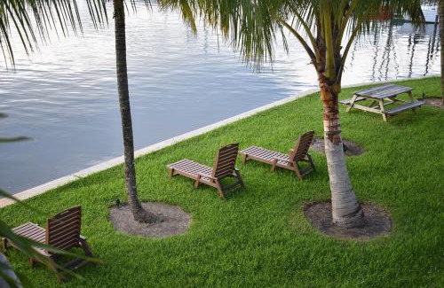 Stuart Apartment | Sailfish Suites 2 - pet friendly & waterfront