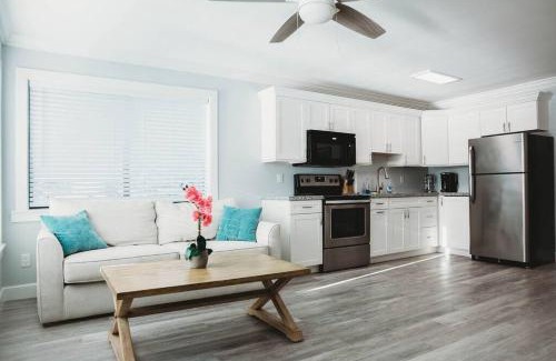 Stuart Apartment | Sailfish Suites 7 - Waterfront Lodging