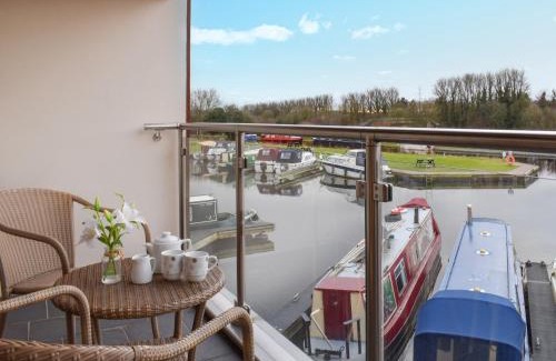 Tewitfield House | Sailing By