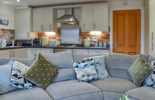 Tewitfield House | Sailing By