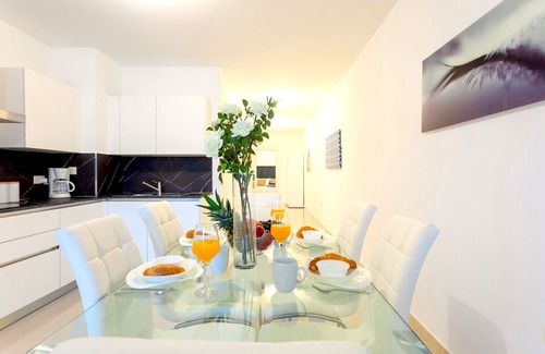 St. Julian's Apartment | Saint Julian's - Spinola Bay Apartment